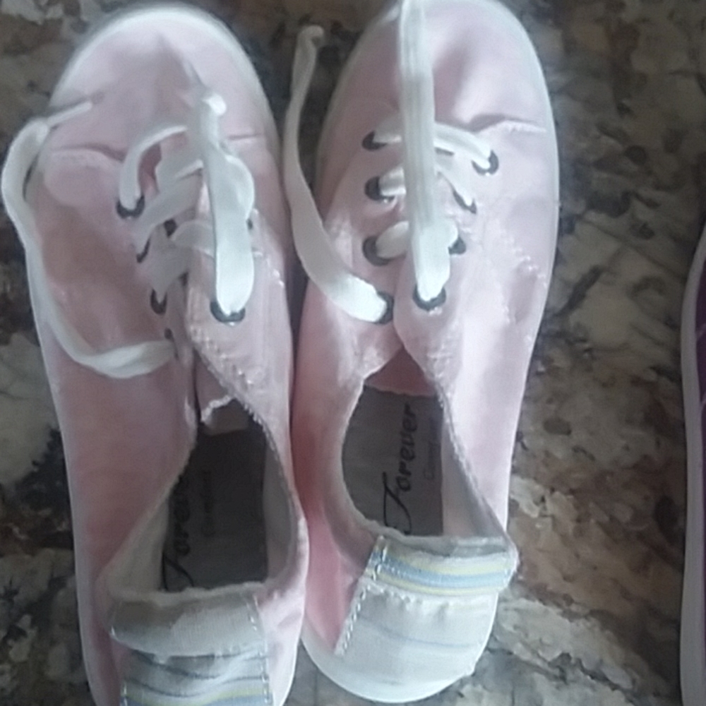 Forever comfort shoes
